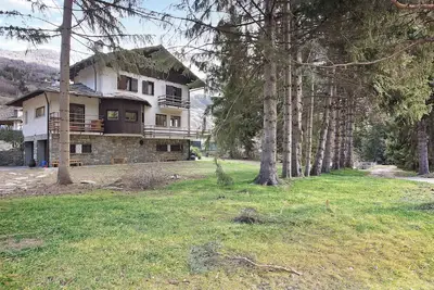 Image de Maison de vacances \"Maison La Truite\" avec vue sur montagne, terrasse privée et 4 balcons