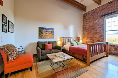 Image de King size suite with kitchenette