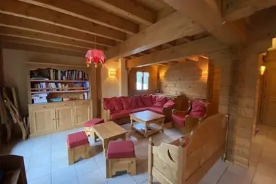 Image de Chalet cosy 9 pers, 100m des pistes et 300m des commerces, avec Wifi et balcon sud-ouest