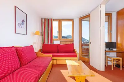 Appartement 2p pour 5 avec balcon sud, Tv, Wifi, casier à skis