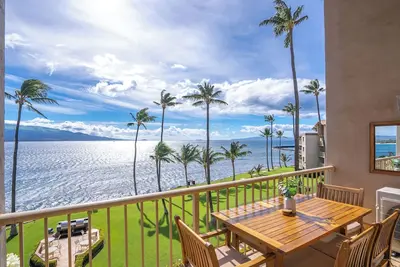 Image de Oceanfront Penthouse at Maalaea in South Maui
