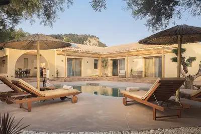 Image de Nonos Fioro - Bougainvillea 3 Bedroom Villa