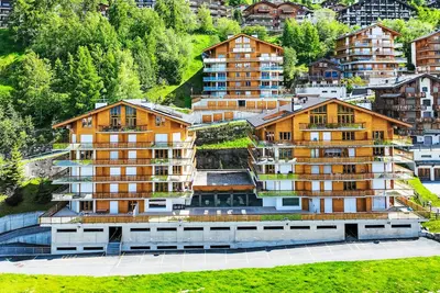 Image de Domaine des Reines A9 by Interhome