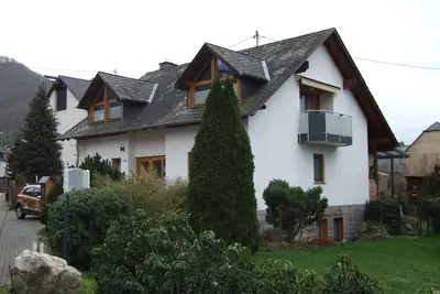 Image de Gemütliche Ferienwohnung für bis zu 4 Personen in Veldenz, Nähe Bernkastel-kues