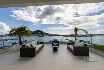 Image de Magnifique Penthouse de 400 m2 Ă Las Brisas Residence