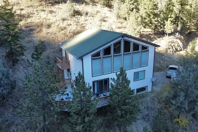 Image de Views, Rafting, Skiing, Tubing, Casinos, Zipline, Hiking, Ev, Hot Tub