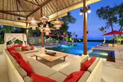 Image de Superb luxury beachfront Villa with Chef & staff. Friends & Family friendly
