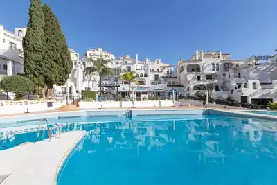 Image de Seaview apt Pueblo Evita, Benalmadena. Wonderful pool area & close to the beach!