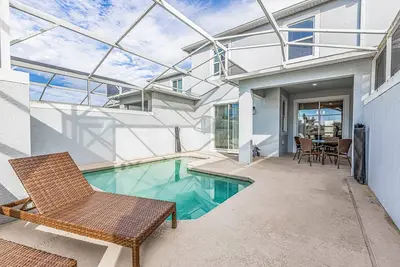 Image de Last Minute Disney Getaway! Townhouse with Private Pool. Book Now! #78405