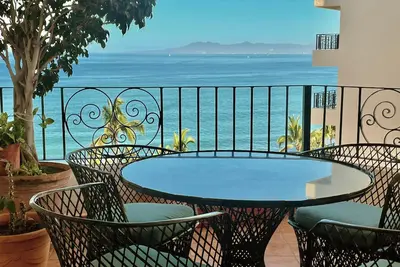Image de Lovely Ocean View, Beach Front Condo in the Romantic Zone, Puerto Vallarta