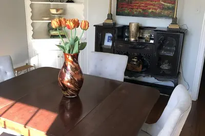 Image de Cute cottage in Historic District, near Bath House Row, Hiking Trails, Casino