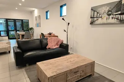 Image de Charming 3br House in Superb Location with Carpark