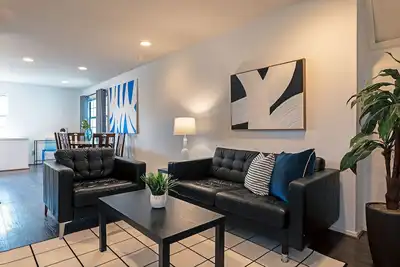 Image de The Queen Endgame! Sleeps 16! 7br/6ba/3pa ⭐️⭐️⭐️⭐️⭐️