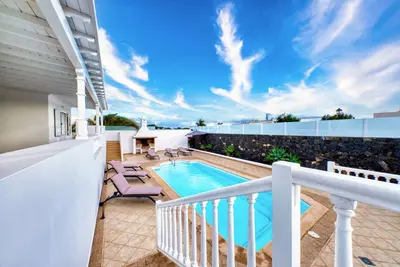 Image de Villa Mar Azul Puerto Calero - Private Pool and Bbq By Lanzarote Vacation Homes
