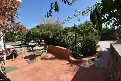 Image de Presqu'Île de Giens  Studio Rez-de-Jardin  villa Parc Résidentiel la Polynesie
