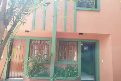 Image de Casa em Condomínio no Guarujá Muito Aconchegante