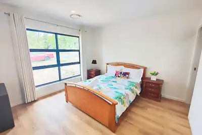 Image de Brand new settled house near shops with Netflix