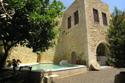 Image de Château Historique vénitien du 15e siècle classé au patrimoine!