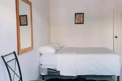 Image de Clean and central room #2 in San Salvador
