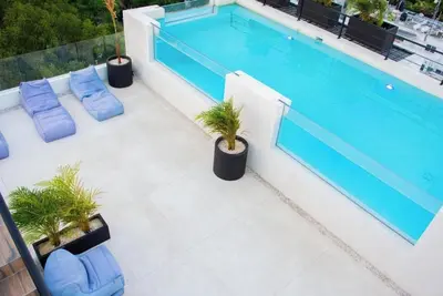 Image de Luxury 2bd Condo 3 blk from 5th Ave W/PoolandParking