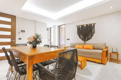Image de Luxury 2bd Condo 3 blk from 5th Ave W/PoolandParking