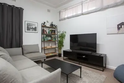Image de CitySide Pad - 5-minute walk to Cbd