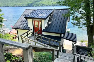 Lakefront House on Keuka Lake