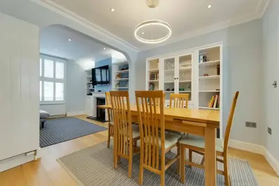 Image de Pass the Keys | Centrally located modern and spacious 3 Bed terrace
