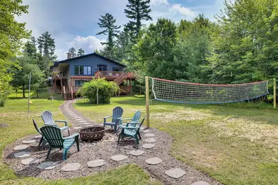 Image de Lake Arbutus Cabin: Private Dock & Pontoon Rental!
