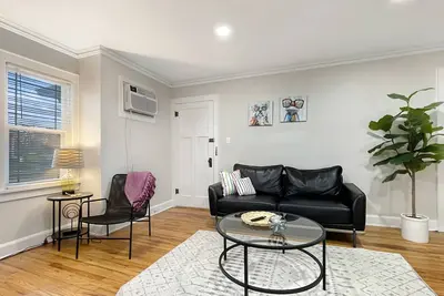 Image de Fun & Charming 1br Apt near Drake