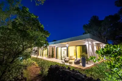 Image de Secluded Hvar Villa | 4 Bedrooms | Villa Kucno Drvo | Short Walk to Beach | Modern Stylish & Private