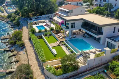 Image de Villa Marvel sur la mer - villa luxueuse