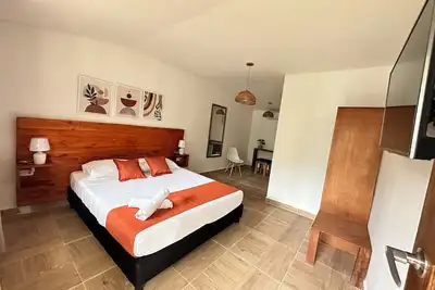 Image de 101. Double room / private bathroom / breakfast buffet / Jacuzzi area