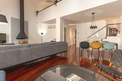 Image de Penthouse Cort Reial Palau - Location de vacances | Bravissimo