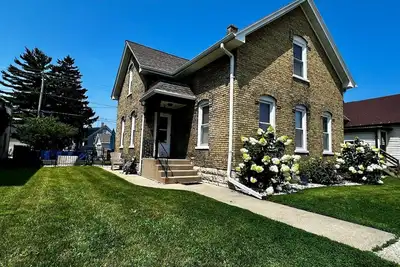 Image de Welcome to Lake Michigan Dreamscape - Ideal Getaway and Work-From-Home Retreat!