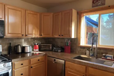 Image de Cozy, fully-appointed 3-bed Tahoe Donner home for ski or summer lease