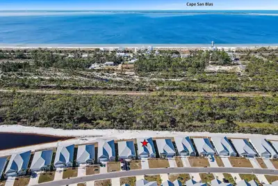 Image de Sea Smile offers amazing sunsets, amenities galore & mother-in-law suite! Snowbirds welcome