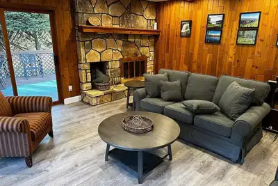 Image de Holiday House on the Neversink\n\n