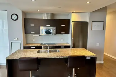 Image de Luxury Waterfront Condo Toronto