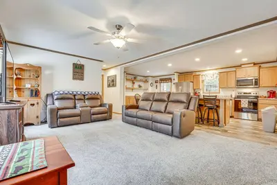 Image de < 1 Mi to Beach: Peaceful Brant Lake Home!