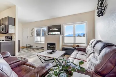 Image de Princeton View! Posh Downtown King Workspace