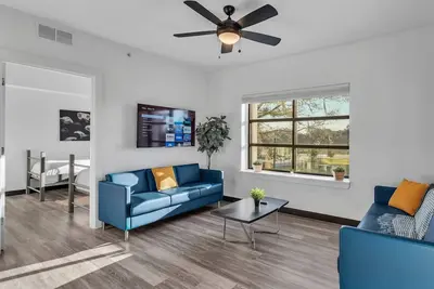 Image de Spring Special! Enjoy 4 Nights at 15% Off – Adventure & Relaxation at The Well @ Svb, Zephyrhills