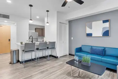 Image de Top-Tier Wellness Facilities | Luxury Suite | Tennis | Pickleball