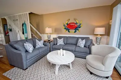 Image de Sound Of The Sea East 125, Oceanfront Condo in Emerald Isle, Nc!