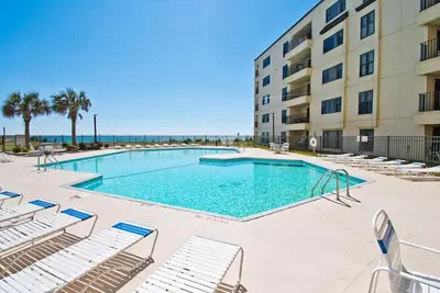 Image de Summer Winds C-128, Oceanfront Condo in Indian Beach, Nc!