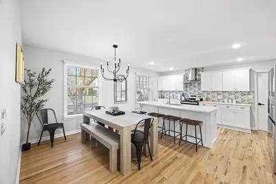 Image de Boho Beauty Newly Remodled 4bd/3 Full Bath