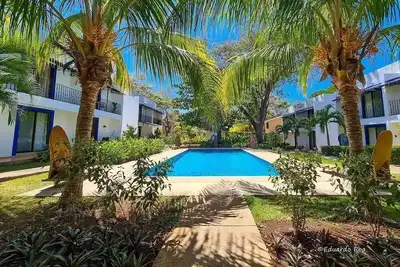 Image de Cute 2bdrm Condo - Across from the beach