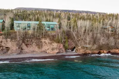 Image de Ski, Hike, Bike, Relax: Tofte Townhome w\/ Deck!