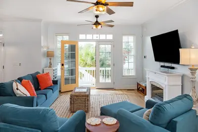 Image de Beach House Tranquil Haven, Oak Island