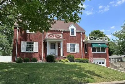 Image de Large Home w/ game room, grill, and hot tub